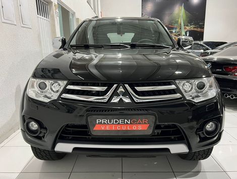 Mitsubishi Pajero HPE 3.5 4x4 Flex 5p Aut.
