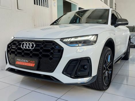 Audi Q5 S-Line Black 2.0 TFSI Quat. S-Tronic